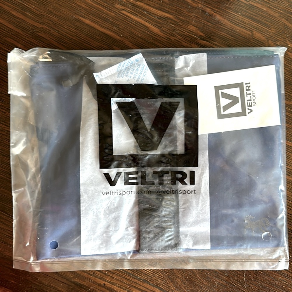 Veltri Sport Zip Pouch